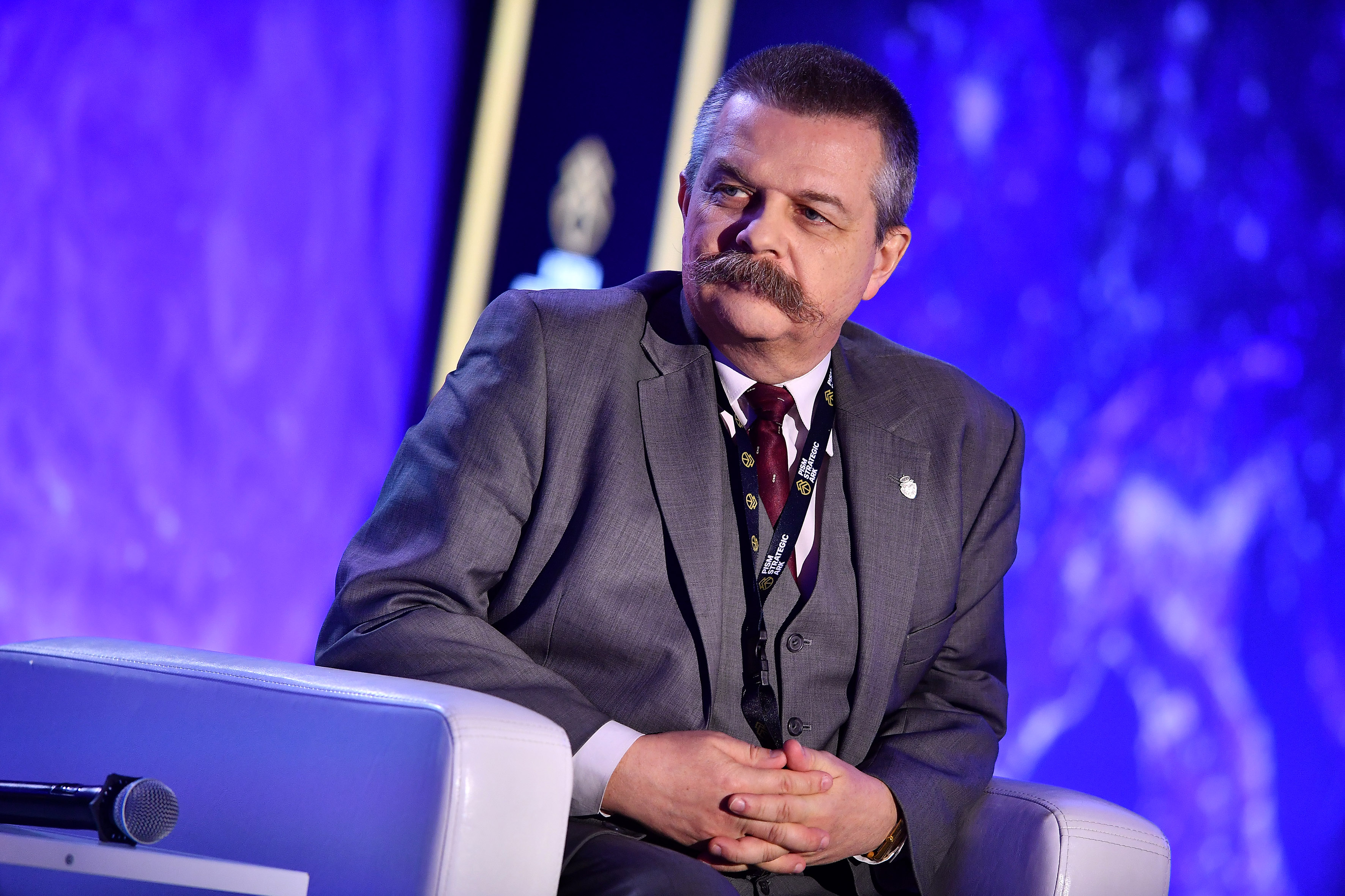 Przemysław Żurawski vel Grajewski
    political scientist, University of Łódź